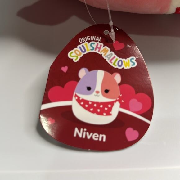 NWT 11” Niven the Guinea Pig with Heart Bandana - Picture 3 of 3